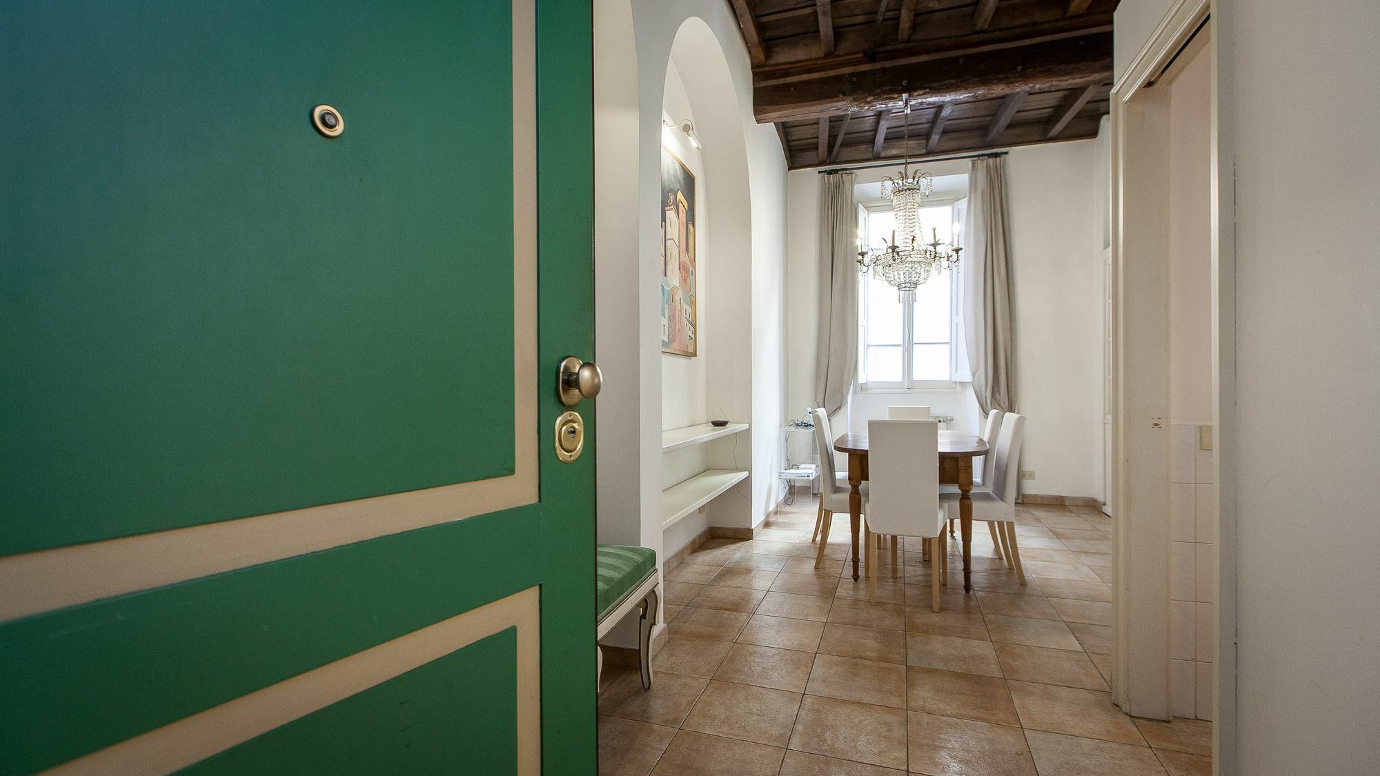 Apartment In Teatro Pace